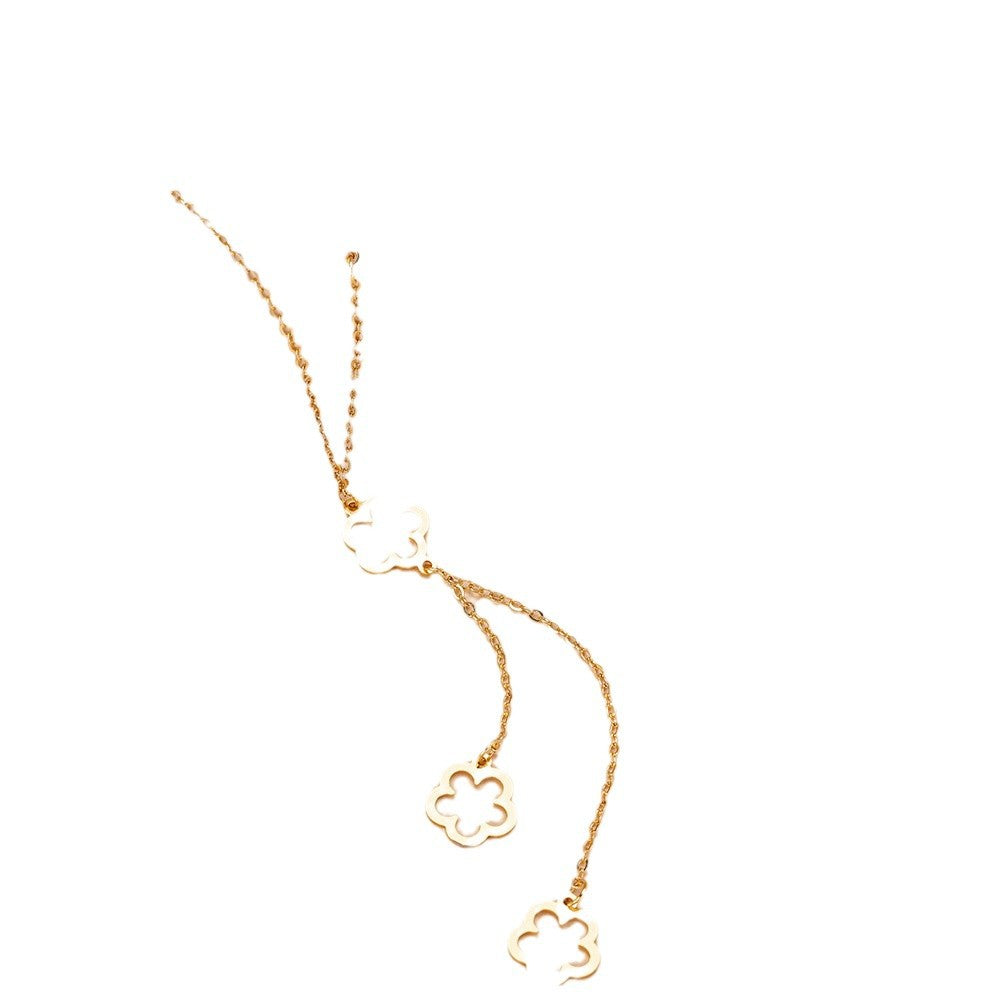 Charming Floral Lariat Necklace: Effortless Style!