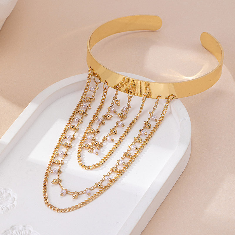 Elegant Layered Choker: A Touch of Glamour!