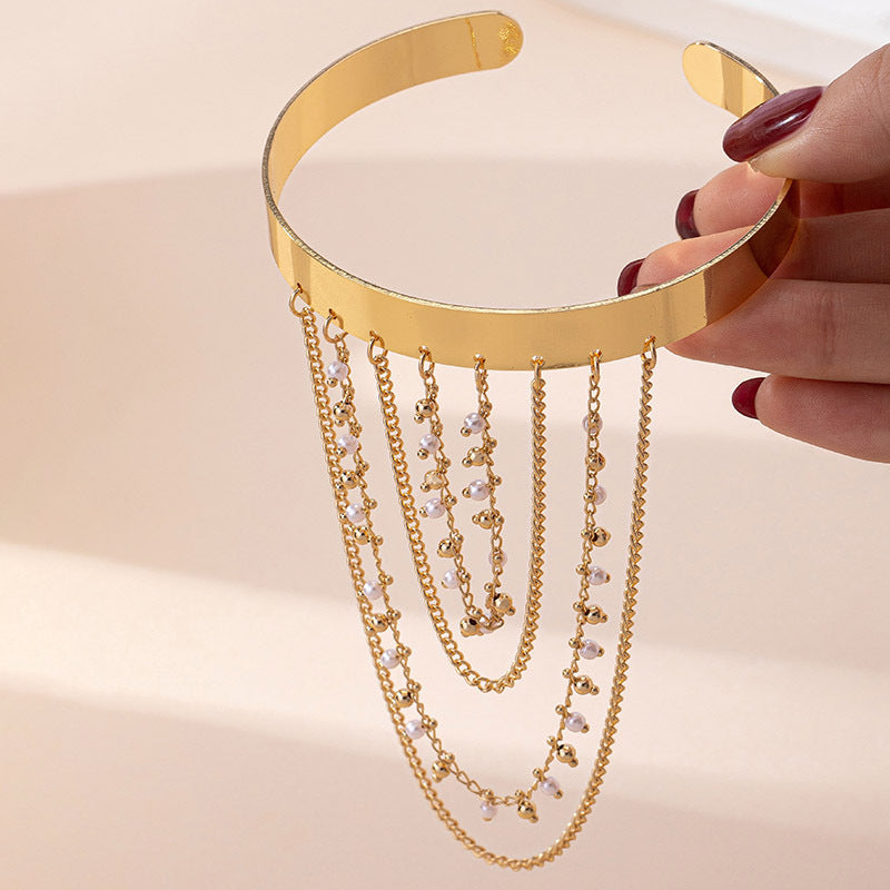 Elegant Layered Choker: A Touch of Glamour!