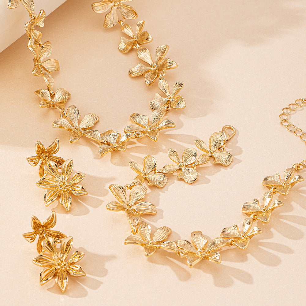 Delicate Floral Jewelry Set: Embrace Nature's Elegance!