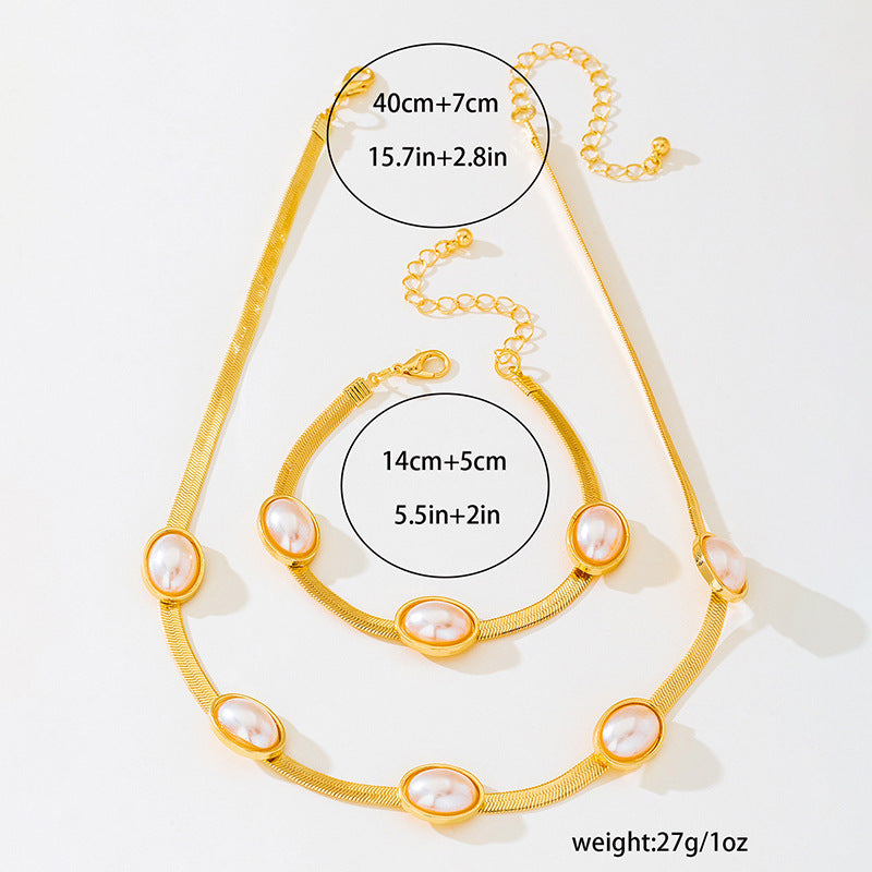Elegant Pearl and Gold Jewelry Set: Timeless Beauty for Any Occasion!