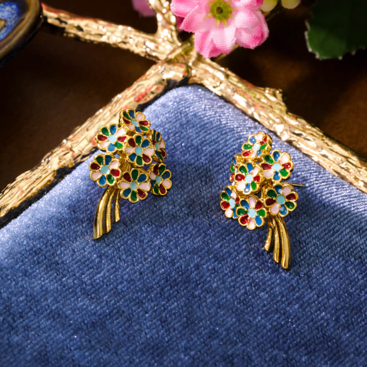 Baroque style earrings