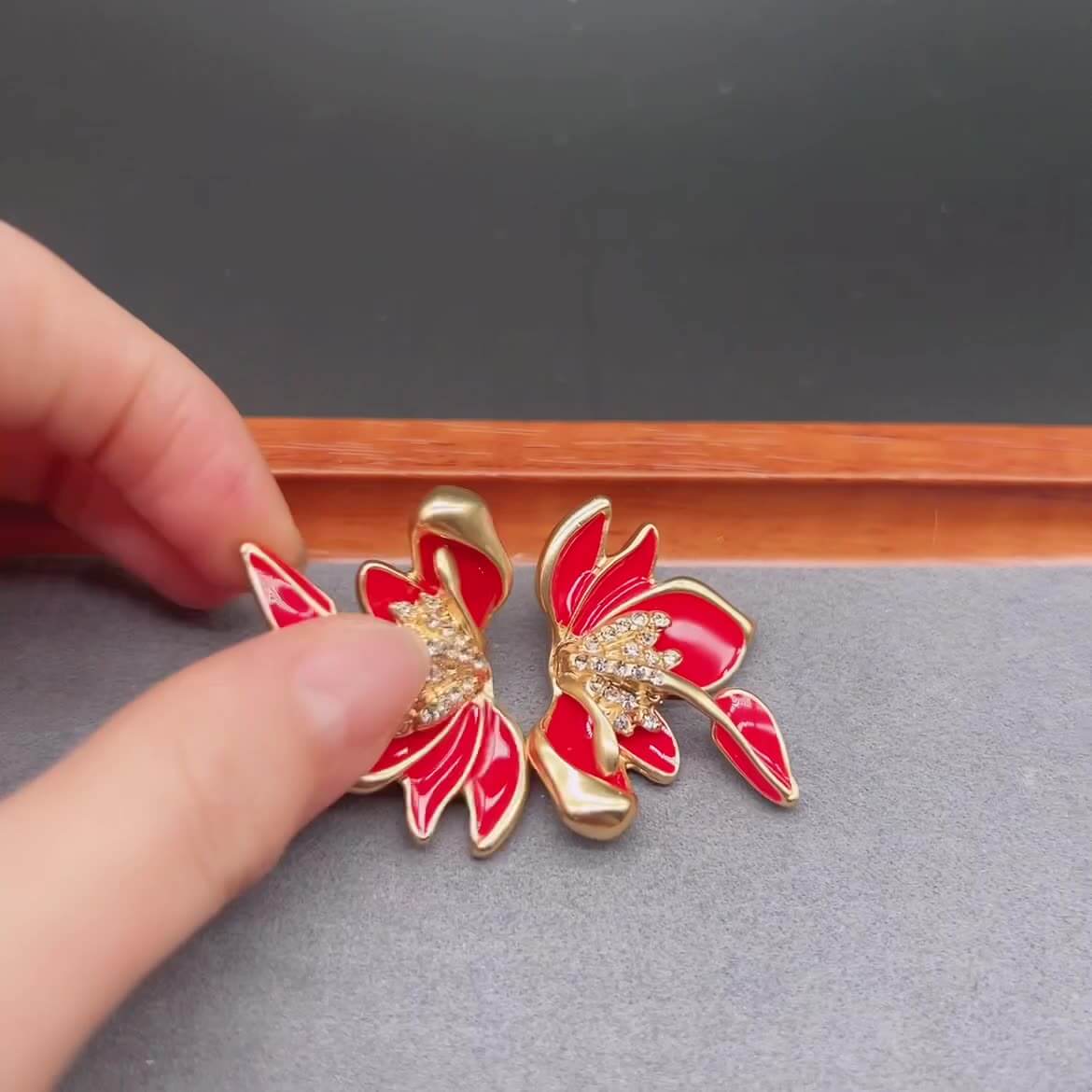 Glaze flower earrings