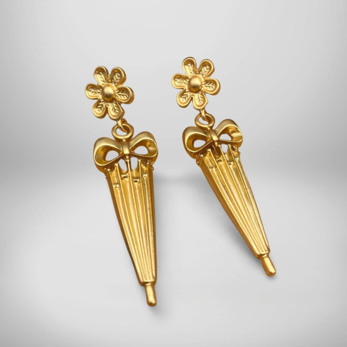 Gold bow earrings