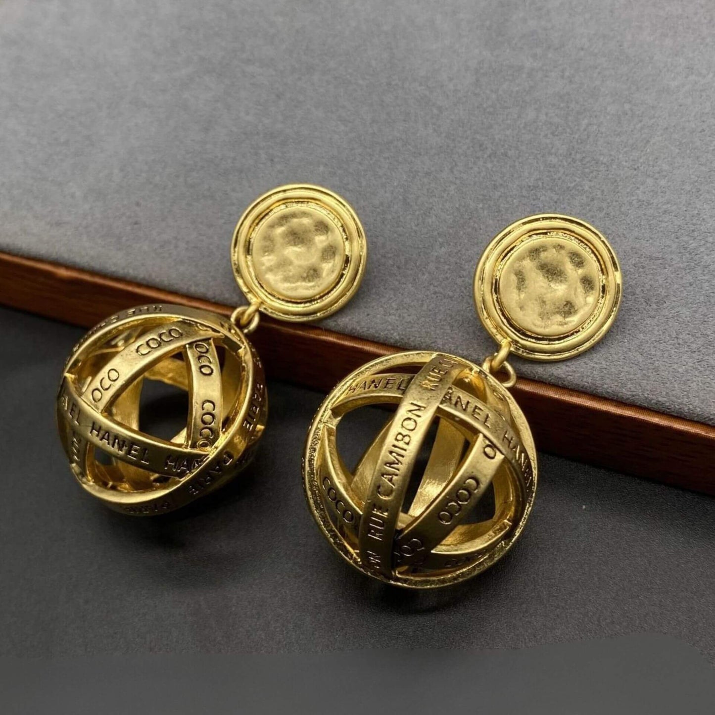 Hollow ball earrings-E415