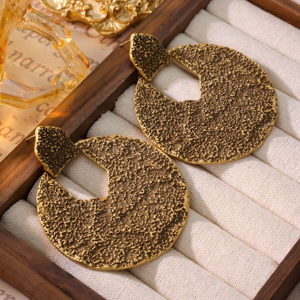 Scallop Earrings
