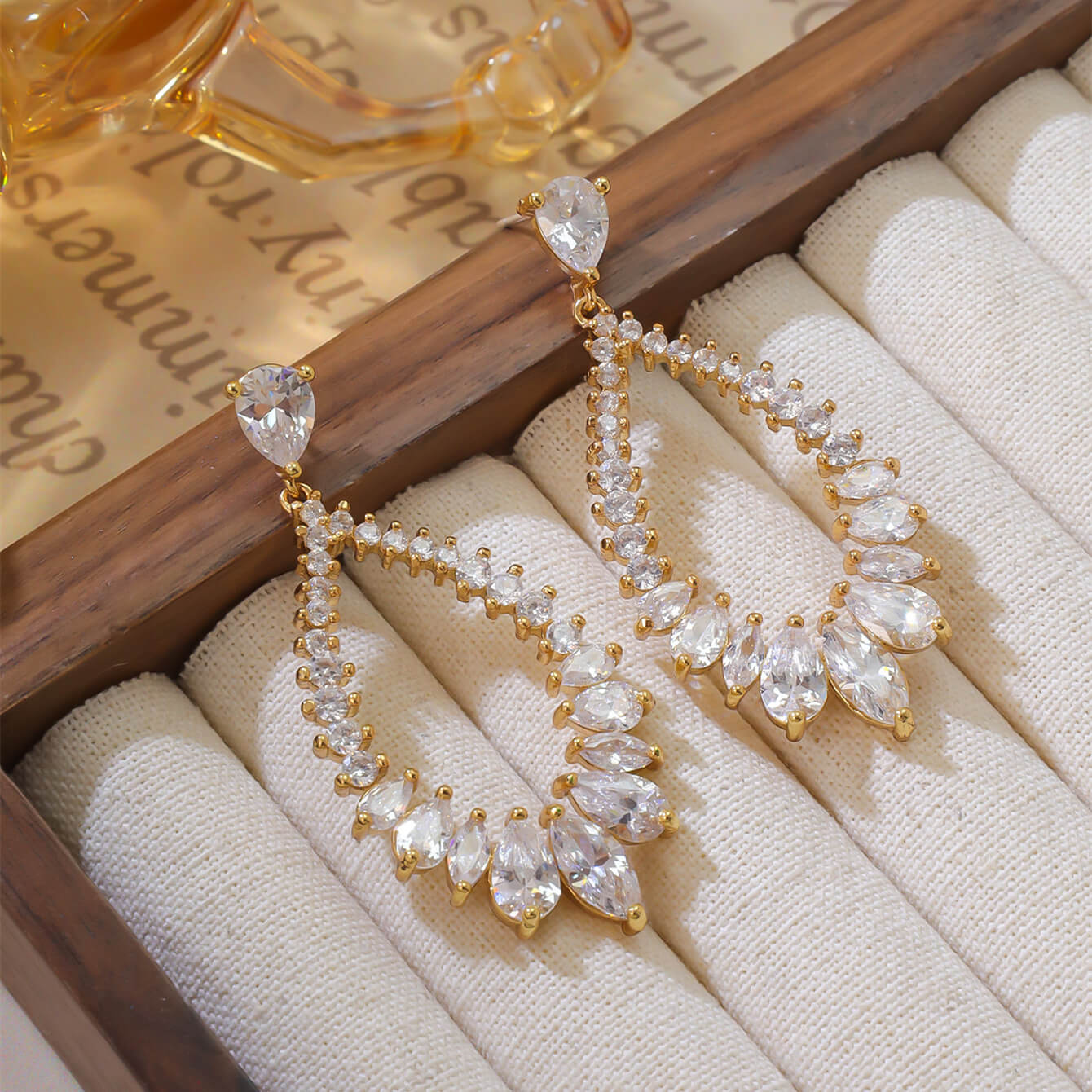 Teardrop earrings