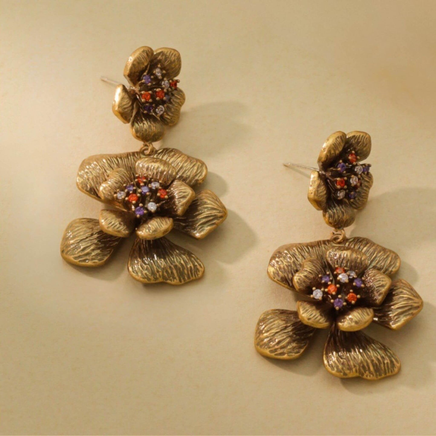 Zirconia flower earrings