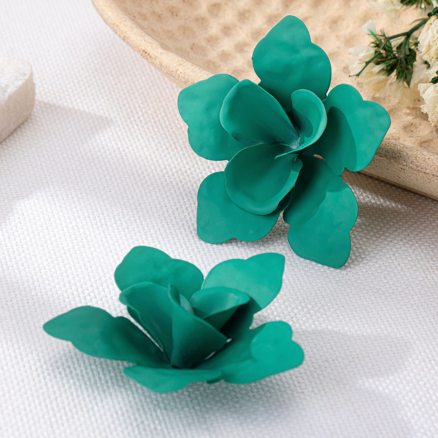 Charming Yellow Floral Earrings: Brighten Your Look!