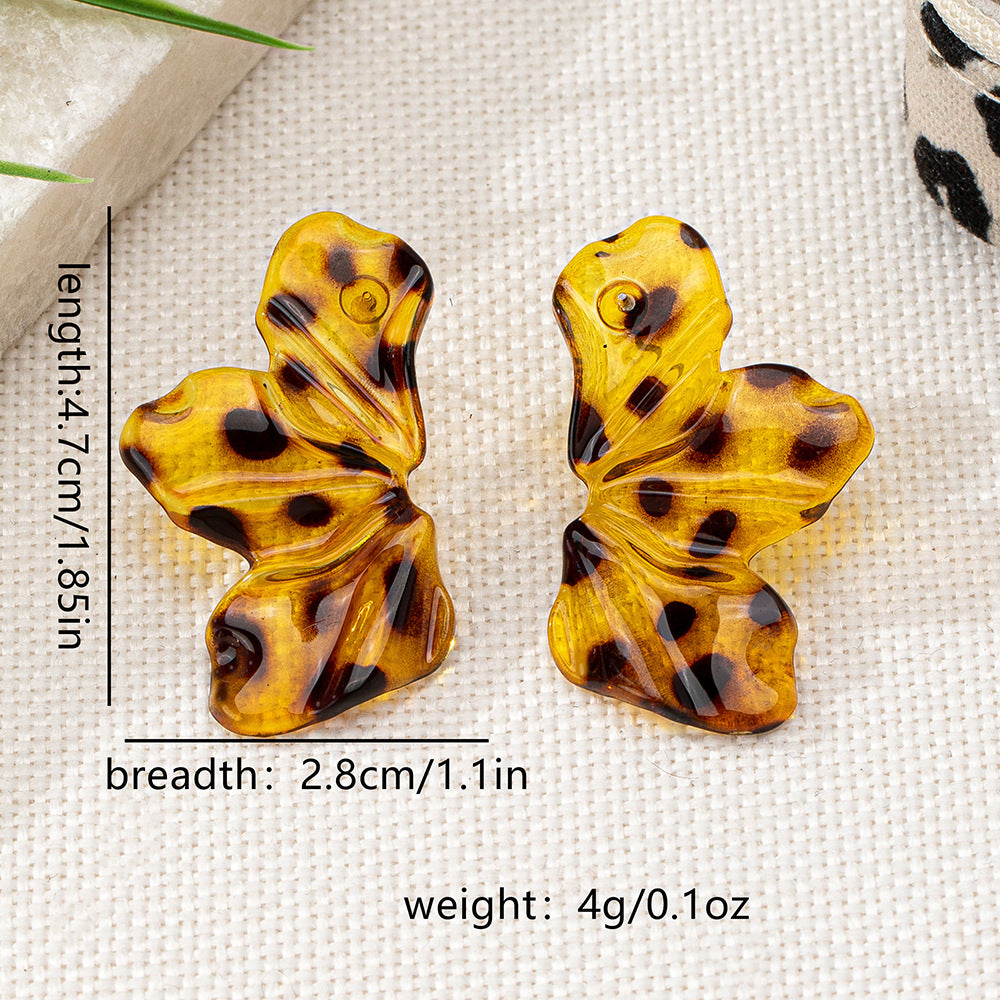 Playful Butterfly Earrings: Whimsical & Colorful!