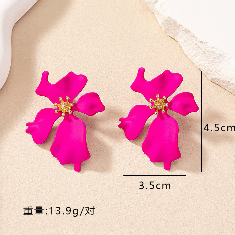 Charming Floral Earrings: A Touch of Nature's Beauty!