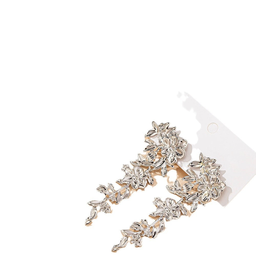 Floral Drop Earrings: Elegance in Every Petal!