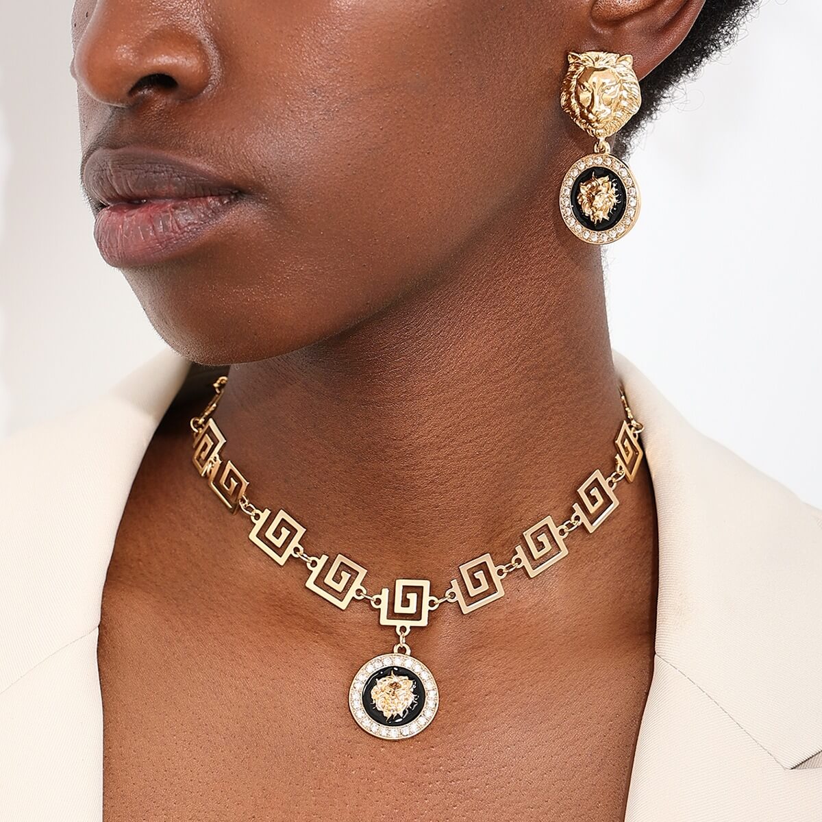 Gold Lion Jewelry Set