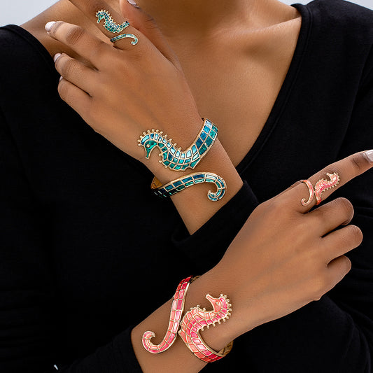 Seahorse Jewelry Set: Whimsical Elegance!