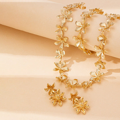 Delicate Floral Jewelry Set: Embrace Nature's Elegance!