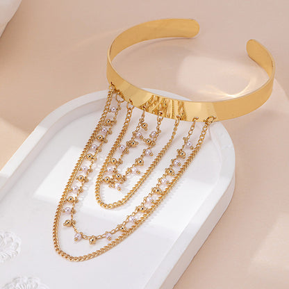 Elegant Layered Choker: A Touch of Glamour!