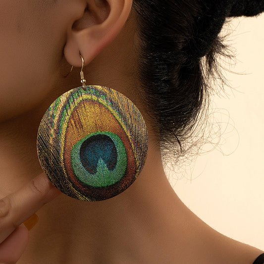 Vibrant Peacock Feather Earrings: Unique &amp; Eye-Catching!