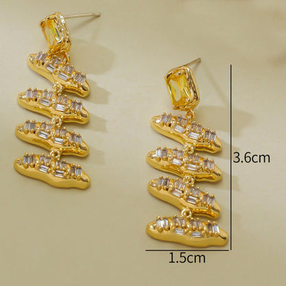 Zirconia inlaid earrings