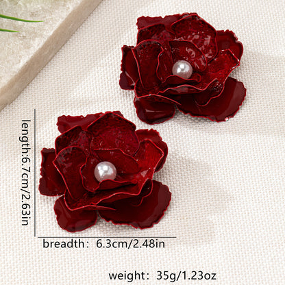 Elegant Red Flower Earrings: Bold &amp; Beautiful!