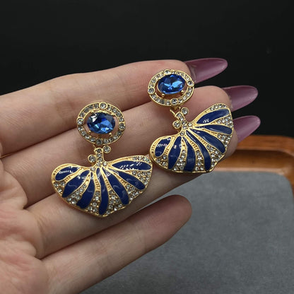 Fishtail earrings