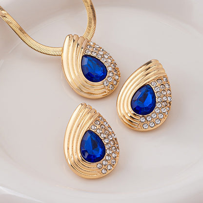 Glamorous Blue Teardrop Jewelry Set: Elegance Redefined!