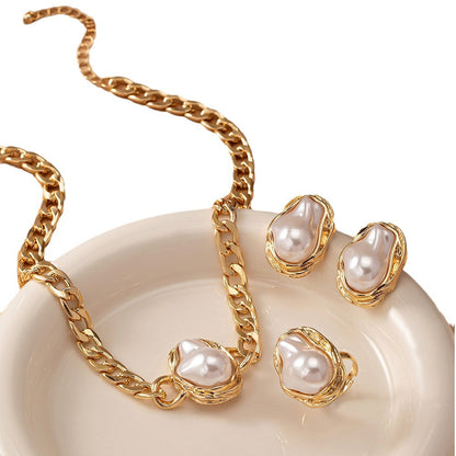 Glamorous Pearl Jewelry Set: Luxe Elegance!