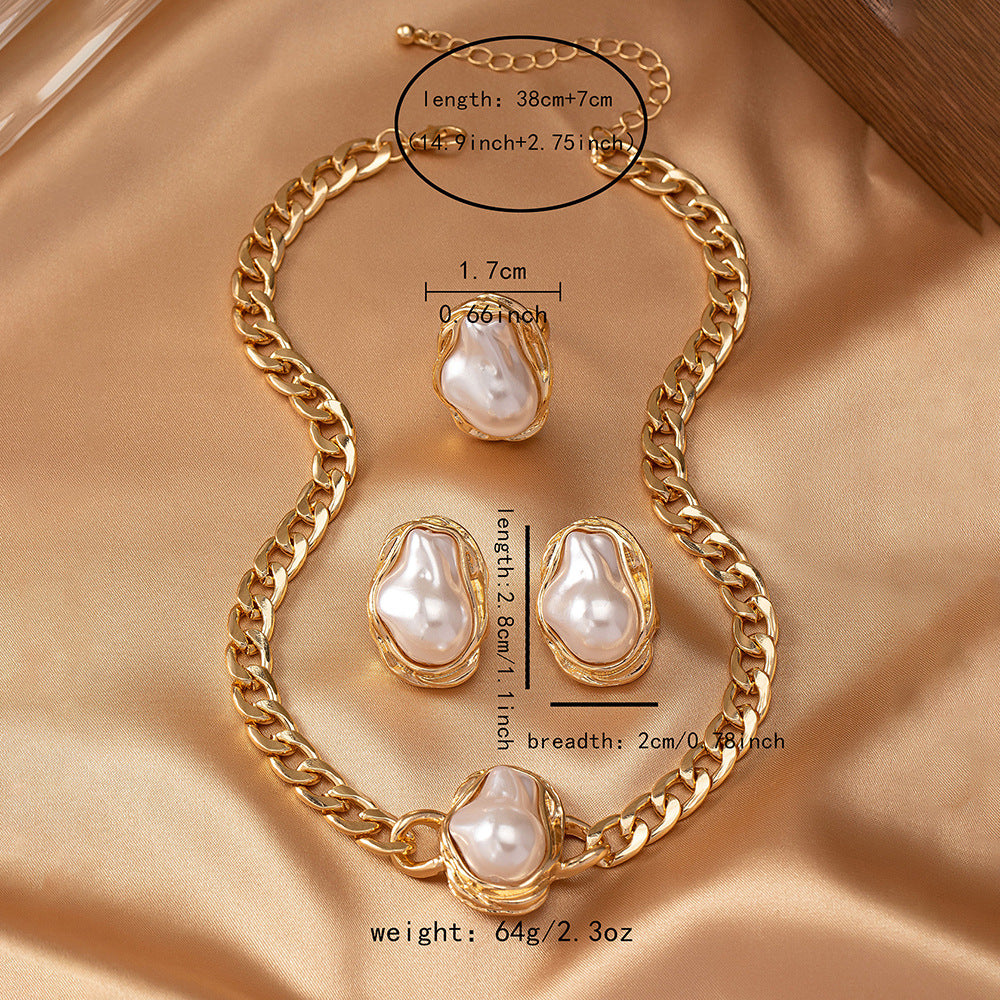 Glamorous Pearl Jewelry Set: Luxe Elegance!