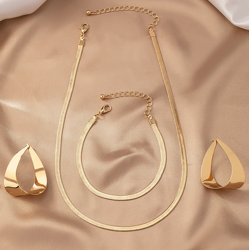 European and American Minimalist Snake Bone Necklace Earrings Bracelet Set+Niche Versatile Basic Style Minimalist Collarbone