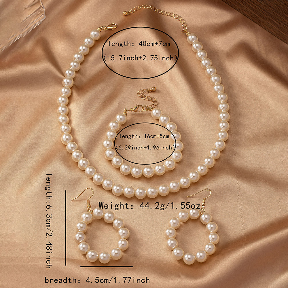 Classic Pearl Jewelry Set: Timeless Elegance!