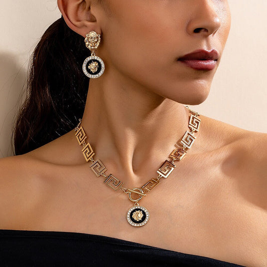 Gold Lion Jewelry Set